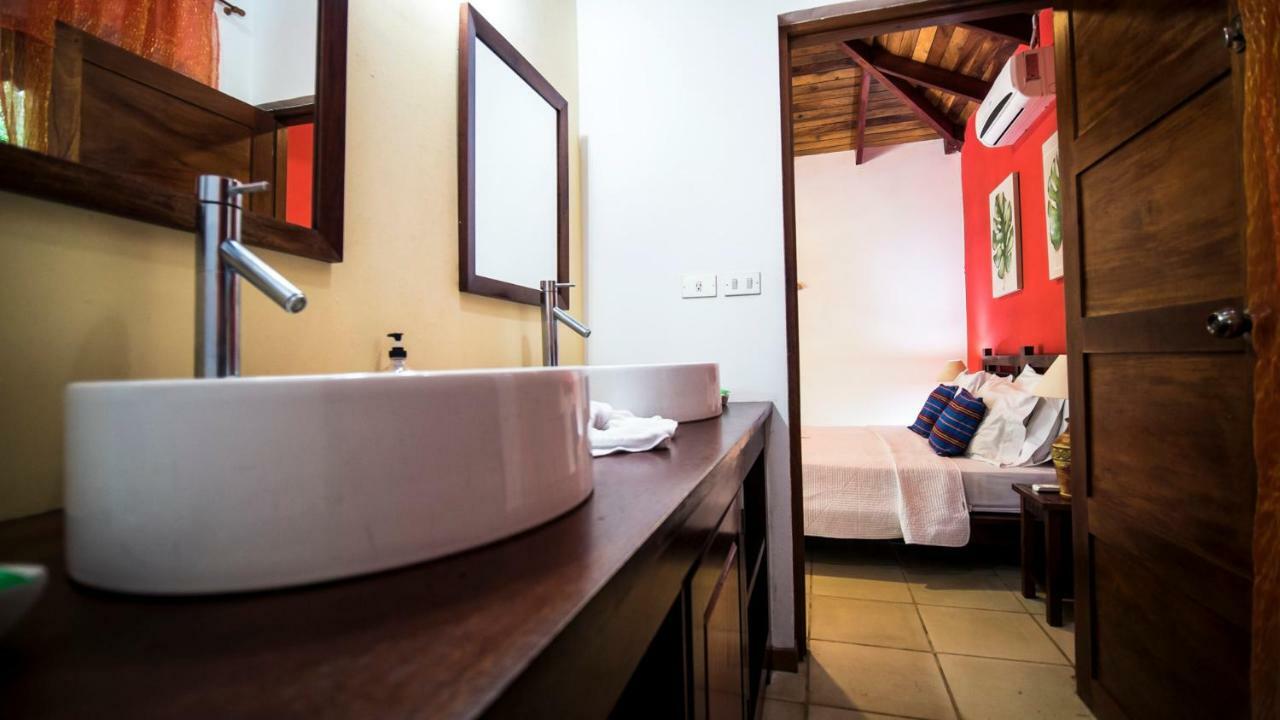 Hotel El Pequeno Gecko Verde Sámara Eksteriør billede