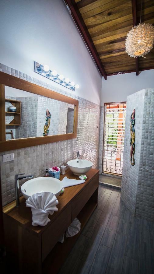 Hotel El Pequeno Gecko Verde Sámara Eksteriør billede